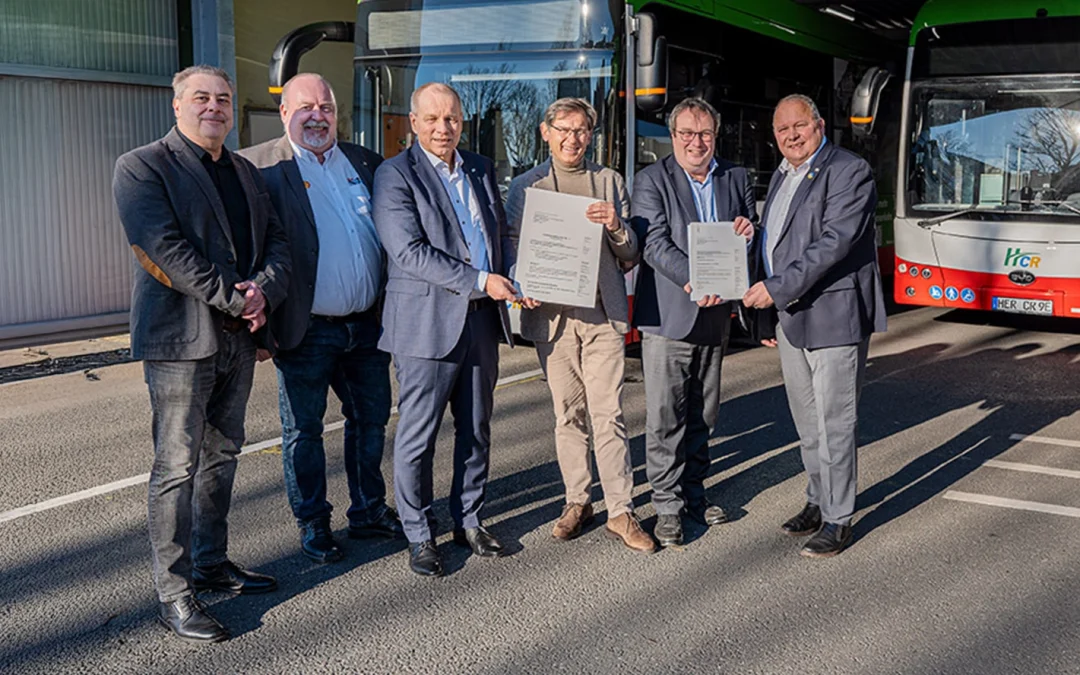 Übergabe des Förderbescheids an HCR Herne