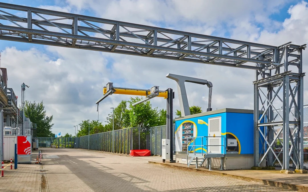 Shell eröffnet Megawatt Charger für Lkw und Schiffe in Amsterdam